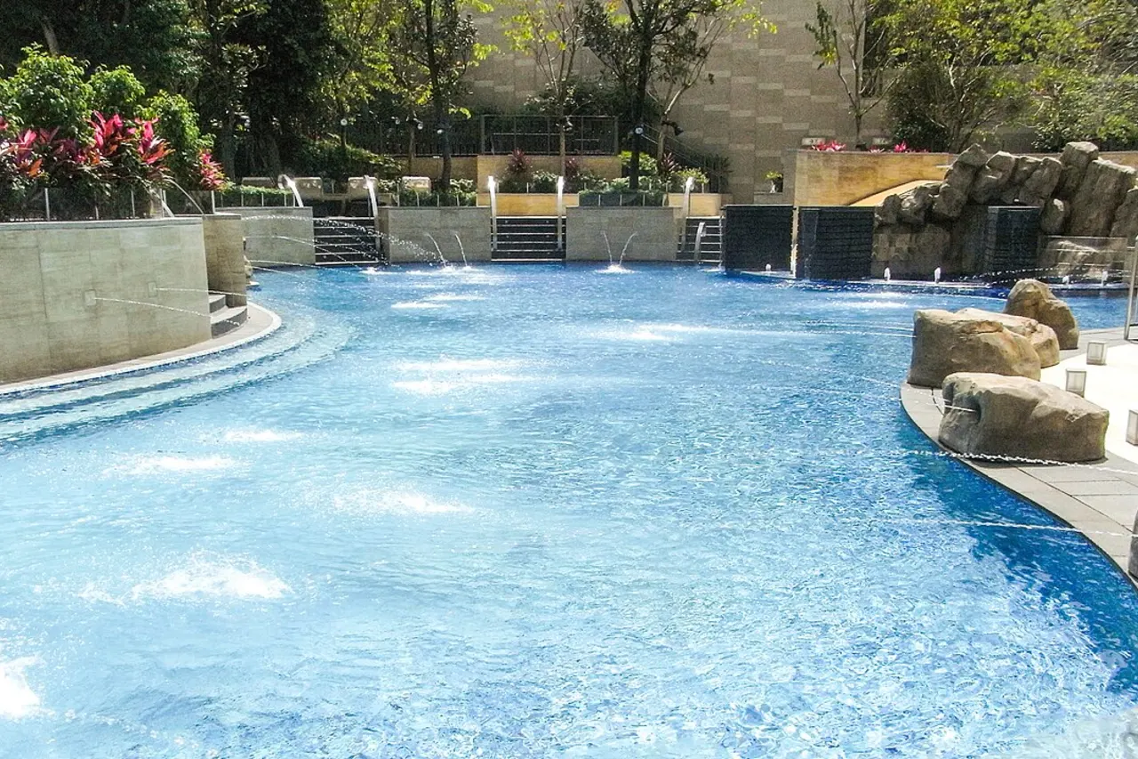 Stock photo of a pool project of the kind Flamingo Custom Pools takes on in Conroe